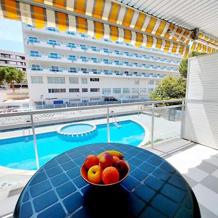 Apartamentos Montblanc Familidays 013 살루 외부 사진