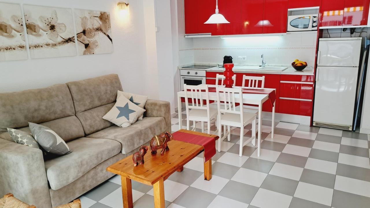 Apartamentos Montblanc Familidays 013 살루 외부 사진